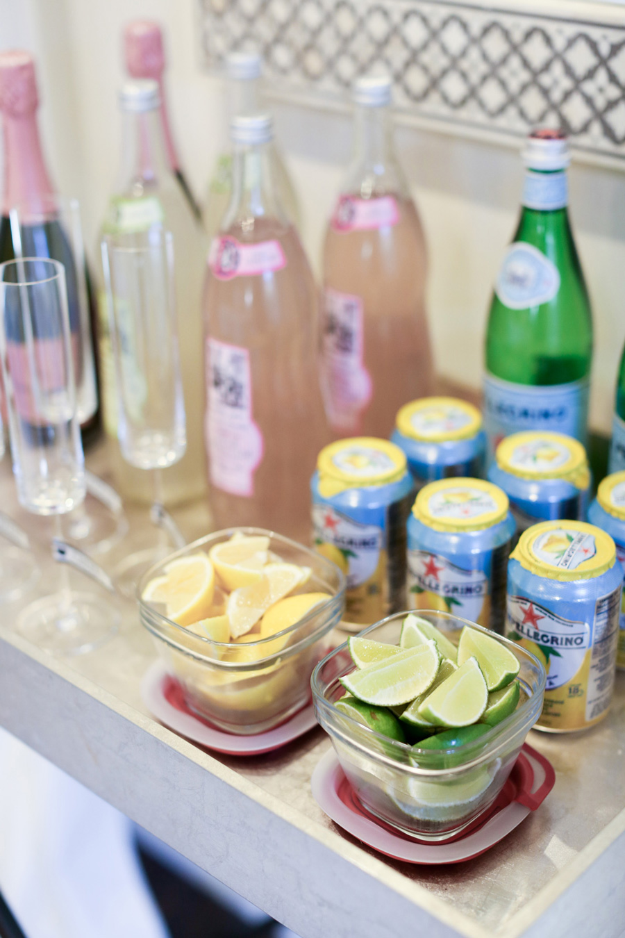 How To Throw A Great Housewarming Party!