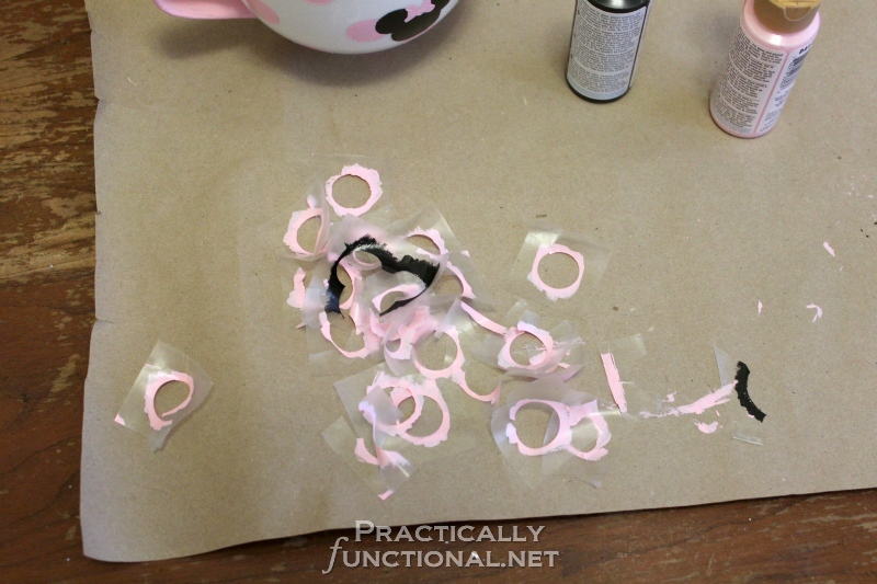 DIY Minnie Mouse Mug - Stencil Carnage