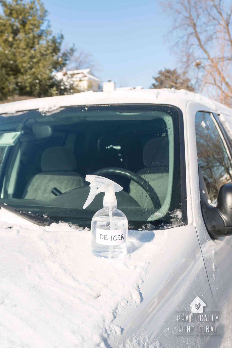 Homemade windshield de-icer spray