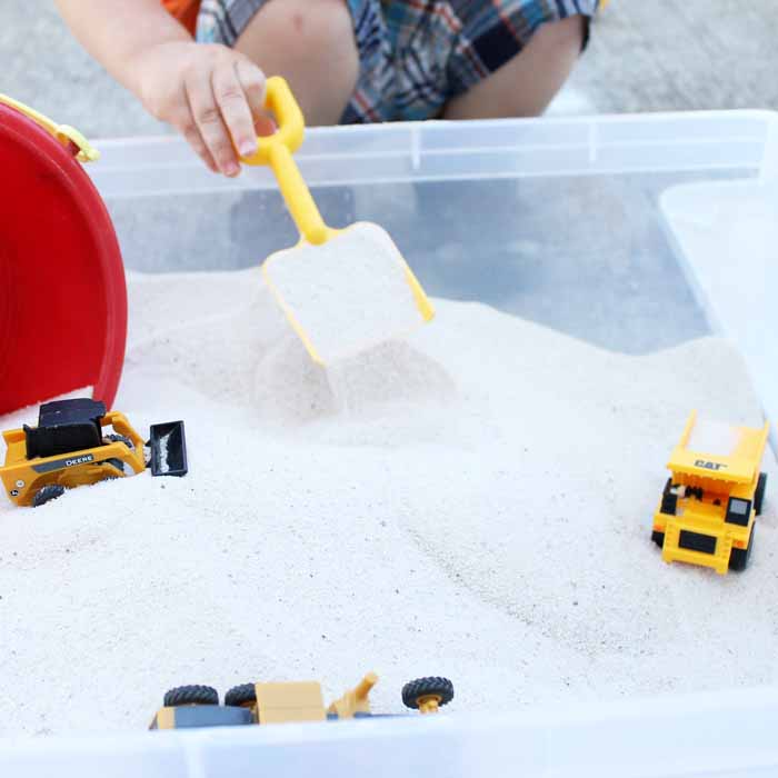 Diy sandbox with a lid and 23 other fun summer activities for toddlers