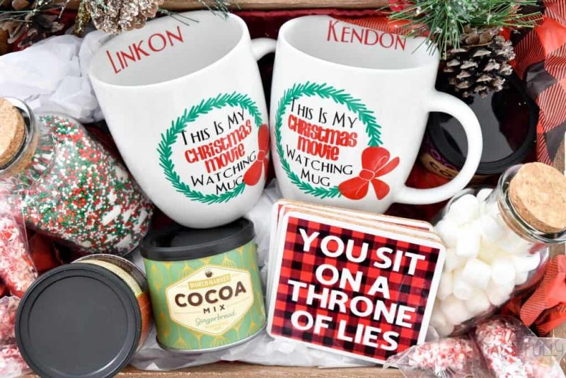 Personalized christmas gift basket 17 1024x683